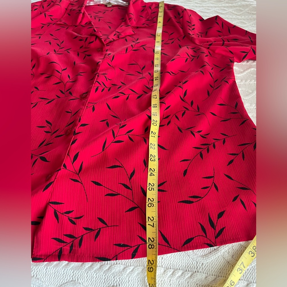 Notations Red Leaf Print Button Down Blouse Women’s Size 3X - Picture 14 of 16